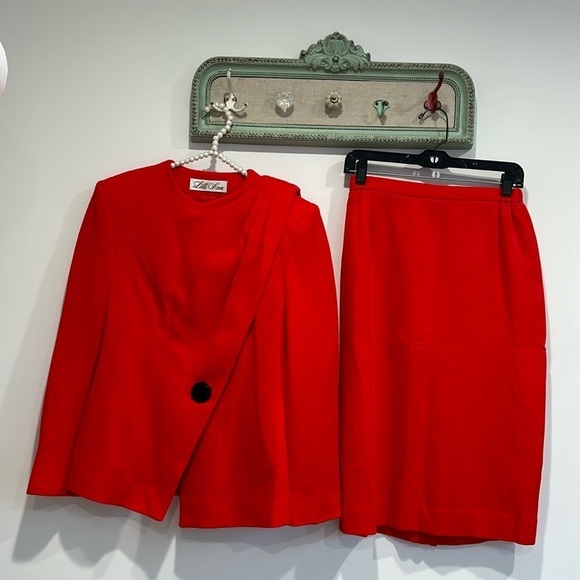 Vintage 80s Lilli Ann Draped Shoulder skirt suit high fashion blazer red set - Picture 1 of 9
